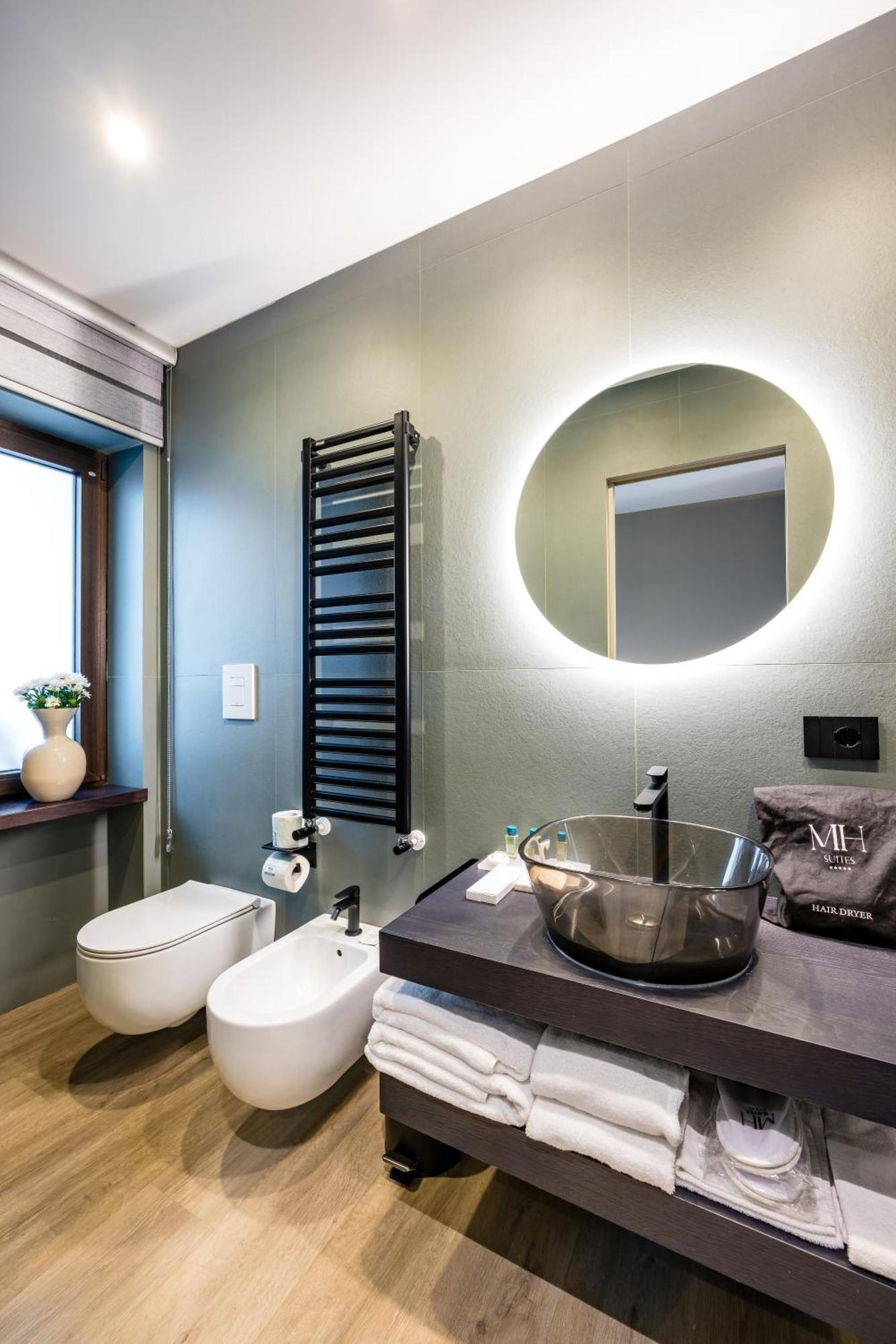 Mh Suites Plebiscito Naples Exterior photo