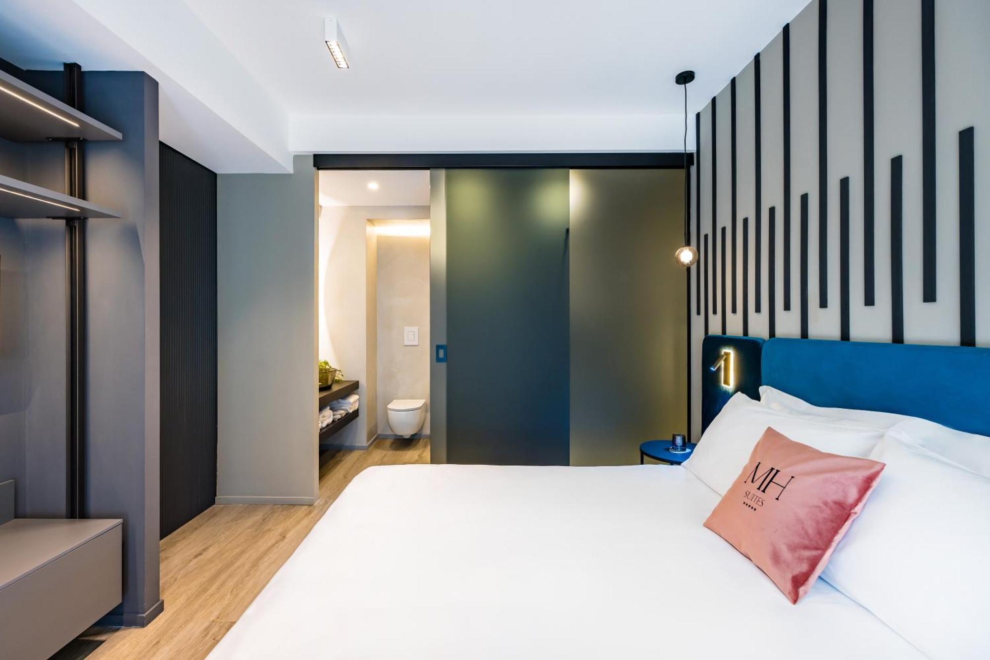 Mh Suites Plebiscito Naples Exterior photo